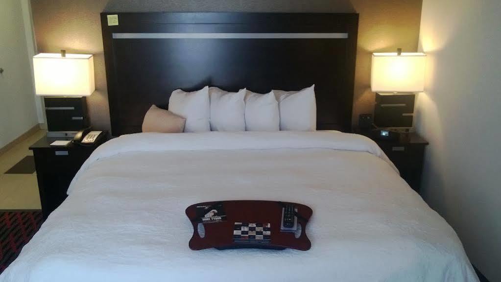 Hampton Inn & Suites Houston/League City Esterno foto